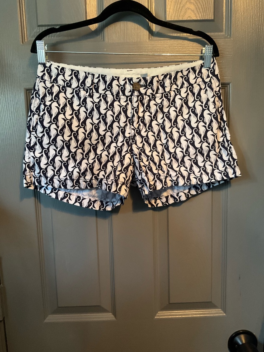 Old Navy size 4, navy blue shorts with white seahorses